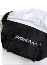 [送料無料] Ddd. Prfsnl Amtr Messenger Bag (Black) [15,000+税] 