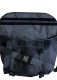 画像4: [送料無料] EMPIRE Co.,Ltd Merch BPM Messenger Bag (Black) [14,500+税]  (4)